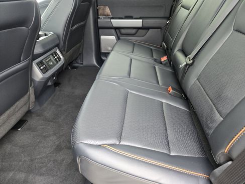 New 2026 Ford F250 Lariat w/ Black Appearance Package image 27