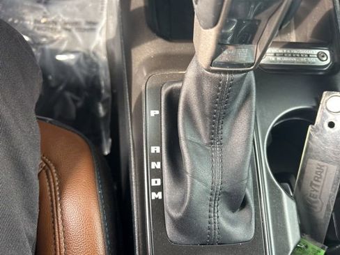 Used 2022 Ford Bronco Outer Banks AWD/4WD image 23