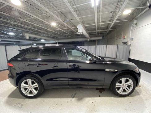 Used 2017 Jaguar F-PACE R-Sport image 27