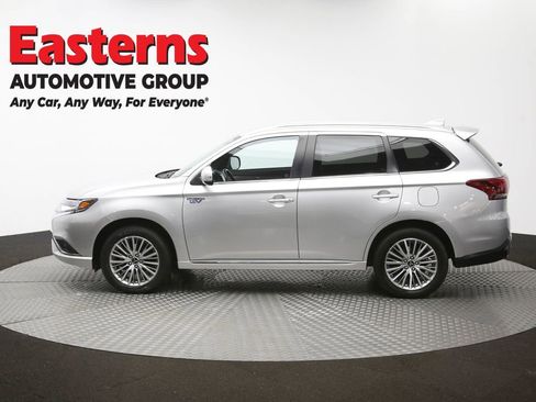 Used 2022 Mitsubishi Outlander LE AWD/4WD image 61