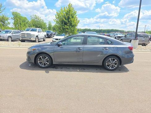 Used 2024 Kia Forte LXS FWD image 4