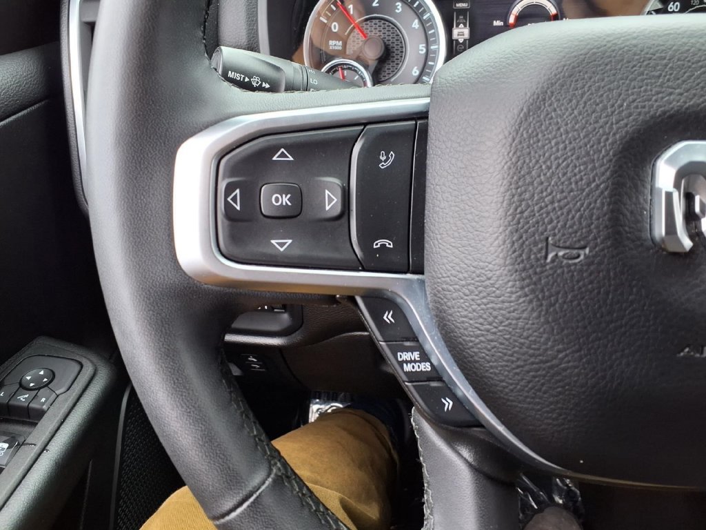 Used 2025 RAM 1500 Big Horn AWD/4WD image 13