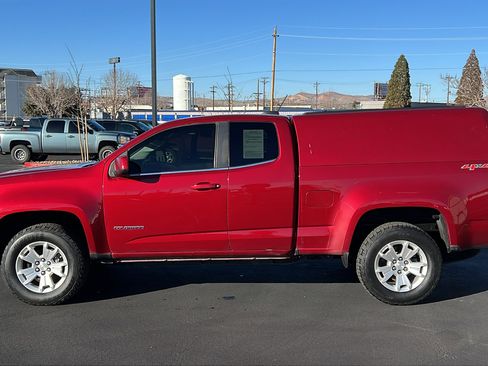 Used 2018 Chevrolet Colorado LT w/ LT Convenience Package image 8