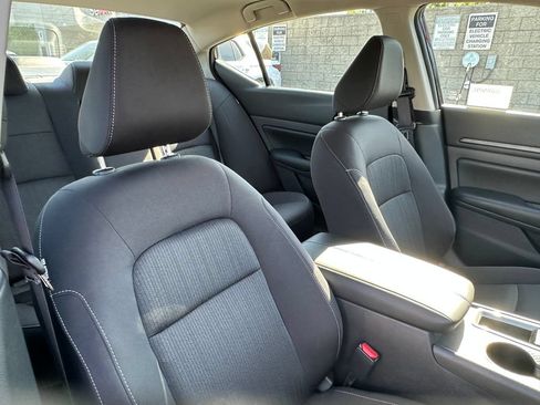 Used 2025 Nissan Altima 2.5 S FWD image 16