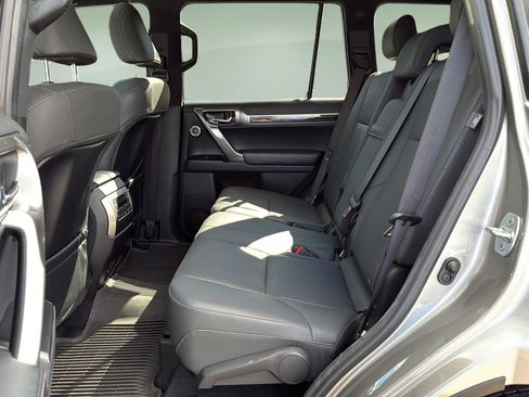 Certified 2023 Lexus GX 460 Premium w/ Premium Plus Package AWD/4WD image 14