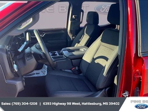 Used 2024 Chevrolet Silverado 1500 RST image 18