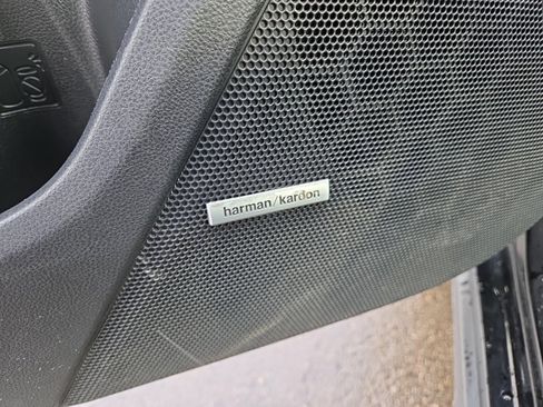 Used 2018 Subaru Crosstrek 2.0i Limited image 22