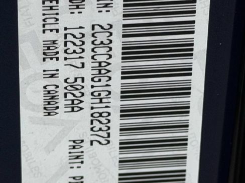 Used 2016 Chrysler 300 Limited RWD image 39