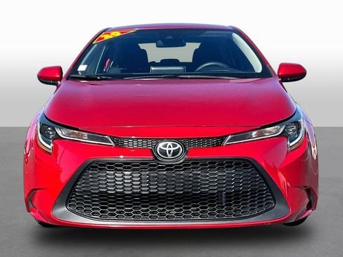 Used 2020 Toyota Corolla LE image 3