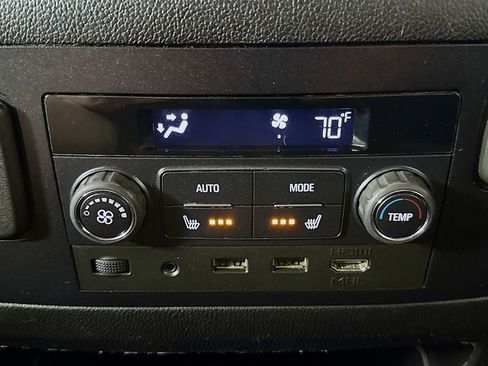 Used 2020 Chevrolet Tahoe Premier RWD image 27