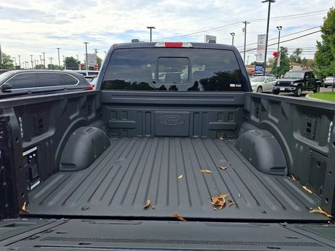Used 2025 Ford F150 Lariat w/ Equipment Group 502A High AWD/4WD image 18