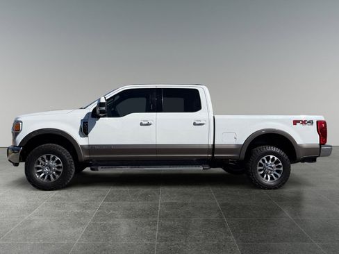 Used 2022 Ford F250 Lariat w/ Lariat Ultimate Package AWD/4WD image 2