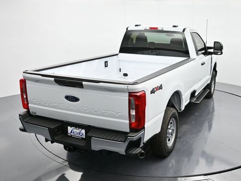 New 2026 Ford F250 XL w/ XL Chrome Package image 31