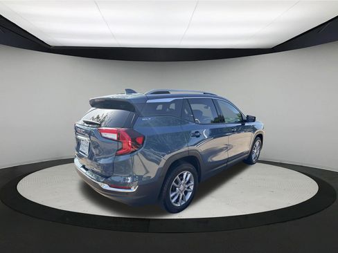 Used 2024 GMC Terrain SLT w/ Infotainment Package II AWD/4WD image 7