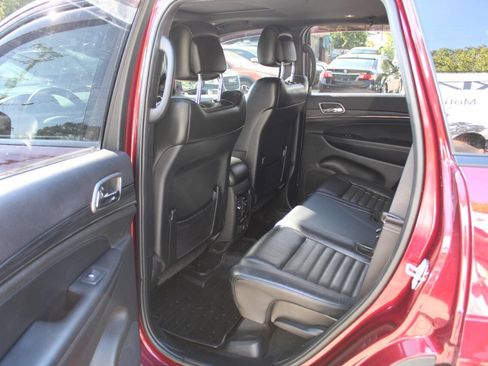 Used 2020 Jeep Grand Cherokee Limited X image 28