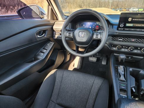Used 2024 Honda Accord EX image 20