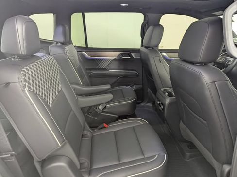 Used 2024 GMC Acadia Denali w/ Super Cruise Package AWD/4WD image 27