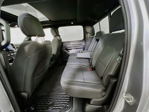 Used 2023 RAM 1500 Big Horn AWD/4WD image 25