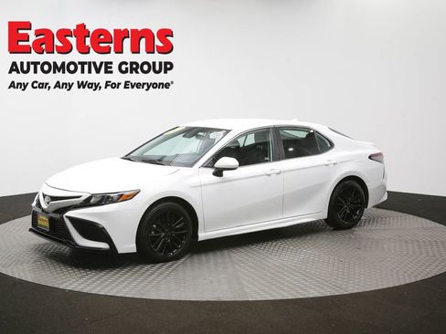 Used 2024 Toyota Camry SE image 97