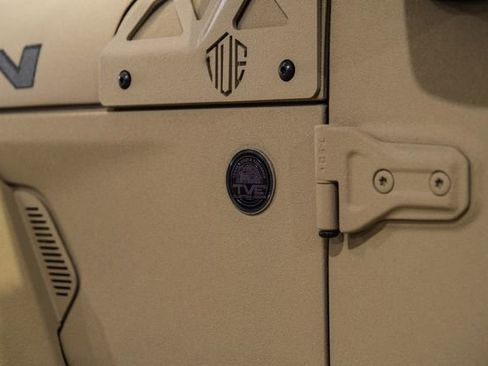 Used 2025 Jeep Gladiator Rubicon w/ Safety Group image 56