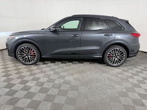 Certified 2025 Audi SQ5 Premium Plus w/ Premium Plus Package AWD/4WD image 2