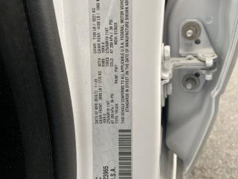 Used 2024 RAM 1500 Laramie image 16