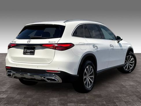 Used 2026 Mercedes-Benz GLC 300 4MATIC image 5