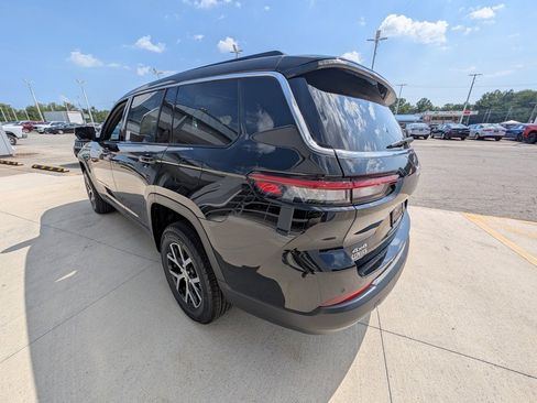 New 2025 Jeep Grand Cherokee L Limited image 6