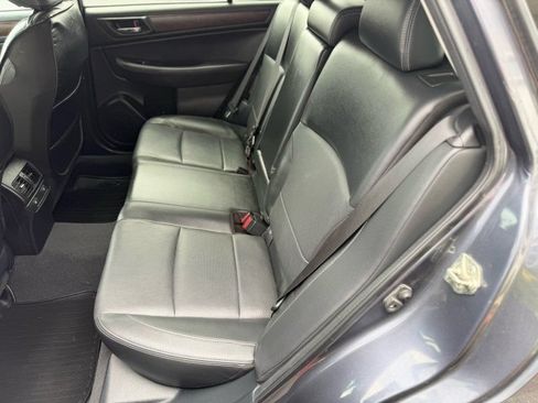 Used 2017 Subaru Outback 2.5i Limited AWD/4WD image 15