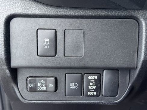 Used 2023 Toyota Tacoma TRD Off-Road w/ Technology Package image 24