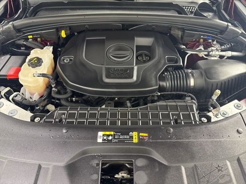 Used 2023 Jeep Grand Cherokee Overland w/ Adv Protech Group III image 12