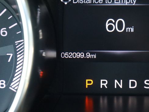 Used 2022 Ford Mustang Premium image 28