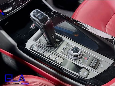 Used 2019 Maserati Levante image 20