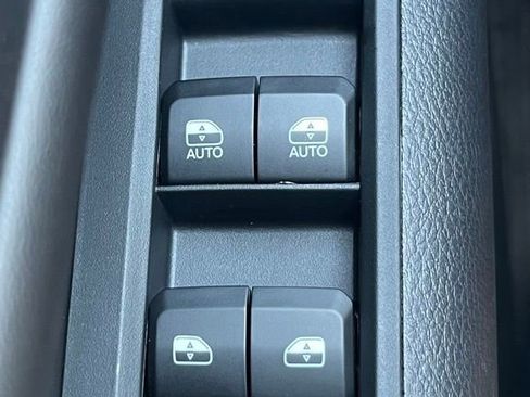 New 2025 Jeep Compass Latitude w/ Altitude Special Edition image 6