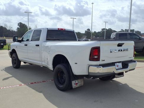 Used 2026 RAM 3500 Tradesman w/ Chrome Appearance Group A AWD/4WD image 2