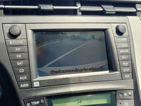 Used 2011 Toyota Prius Three w/ Navigation Pkg FWD image 27