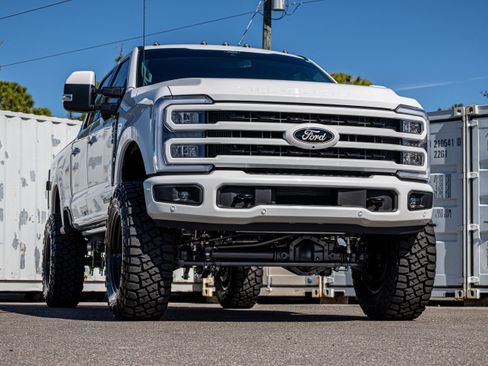 New 2025 Ford F250 Lariat w/ Lariat Ultimate Package AWD/4WD image 1
