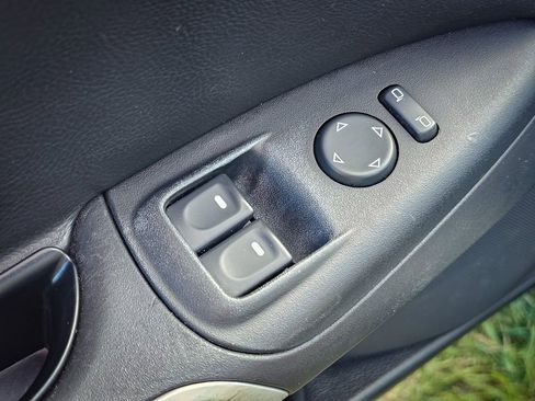 Used 2013 Chevrolet Corvette Grand Sport image 12