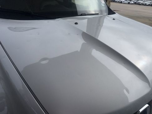 Used 2020 Jeep Renegade Latitude w/ Popular Equipment Group image 27