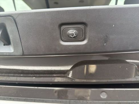 Used 2025 Ford Expedition Max Platinum w/ Driver's Package image 13