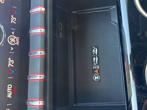 Used 2025 GMC Yukon AT4 w/ AT4 Premium Plus Package image 24