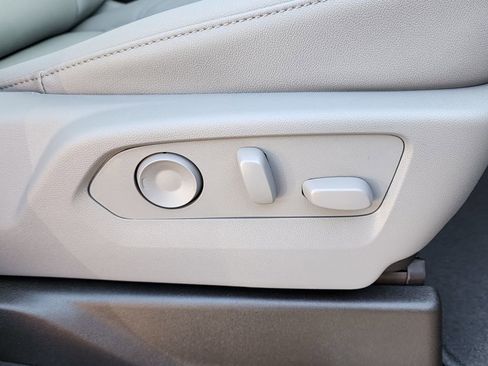 New 2026 GMC Sierra 1500 SLT w/ SLT Premium Plus Package image 40