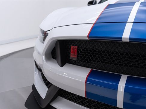 Used 2017 Ford Mustang Shelby GT350R w/ GT350R Equipment Group 920A RWD image 24