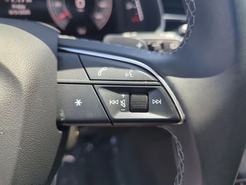 Used 2025 Audi Q7 2.0T Premium AWD/4WD image 13