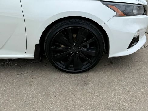 Used 2022 Nissan Altima 2.5 SR w/ Midnight Edition Package image 45