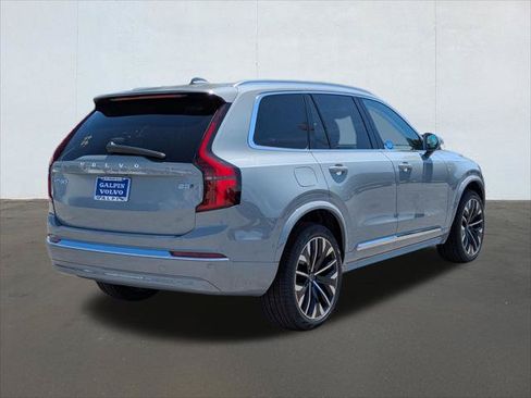 New 2026 Volvo XC90 B5 Plus w/ Protection Package AWD/4WD image 2