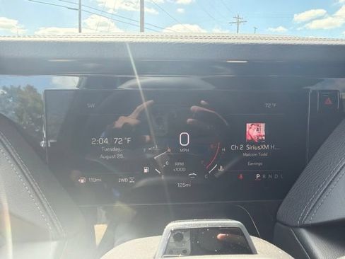 New 2026 GMC Yukon Denali w/ Denali Reserve Package AWD/4WD image 18