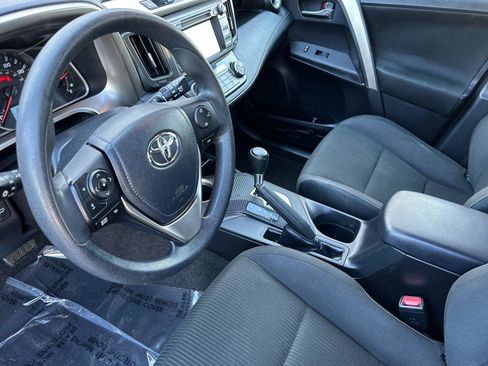 Used 2015 Toyota RAV4 XLE image 10