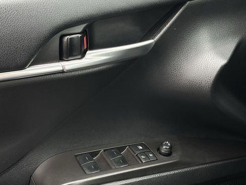 Used 2024 Toyota Camry SE FWD image 21