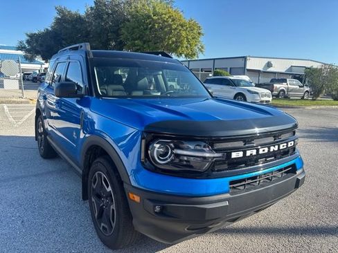 Used 2022 Ford Bronco Sport Outer Banks AWD/4WD image 3